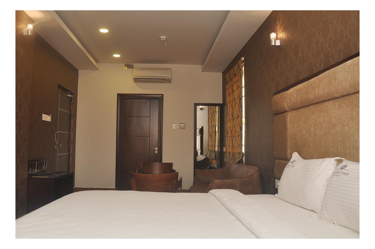 The Kings Park Residency Hotell Chennai Eksteriør bilde