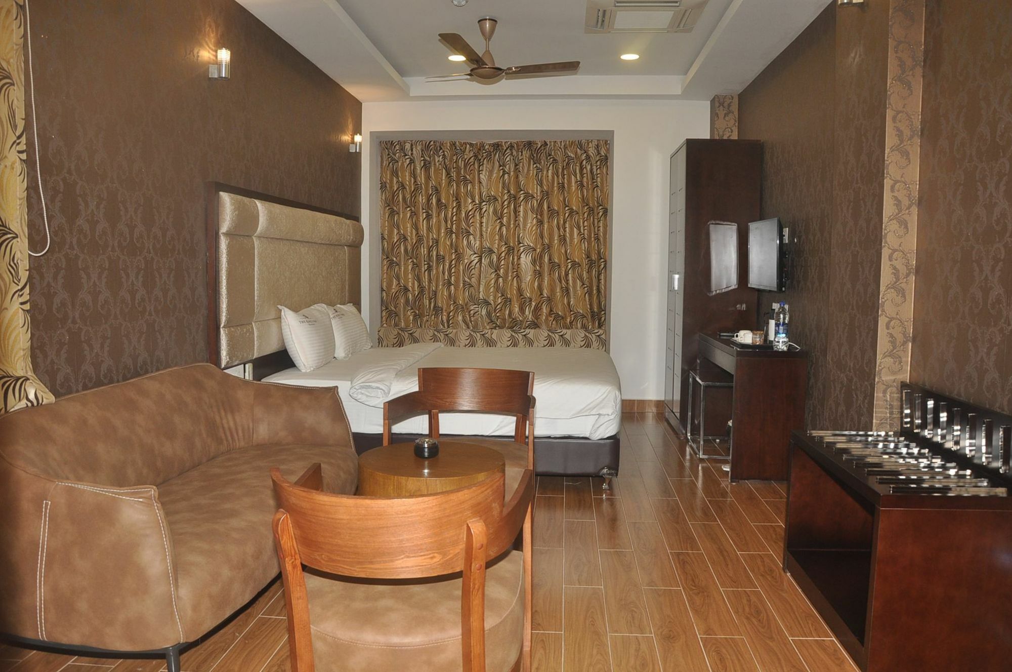 The Kings Park Residency Hotell Chennai Eksteriør bilde